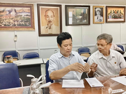 THẪN THỜ - THẬT CẢM THÔNG